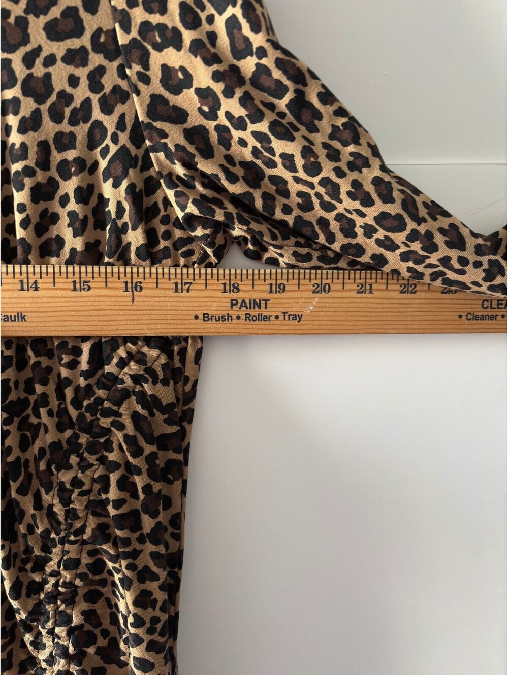 Isabel Leopard Print Long Sleeve Draped Dress size Large NWT - Picture 4 of 7